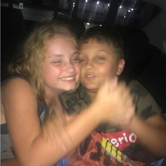 Meet your Posher, Tree and family - Picture 5 of 15